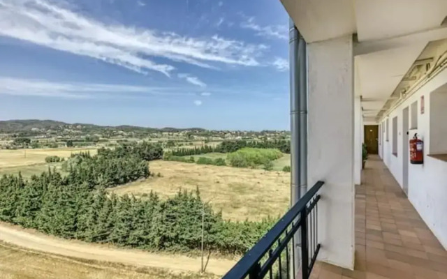 Beautiful Apartment In Residential Complex