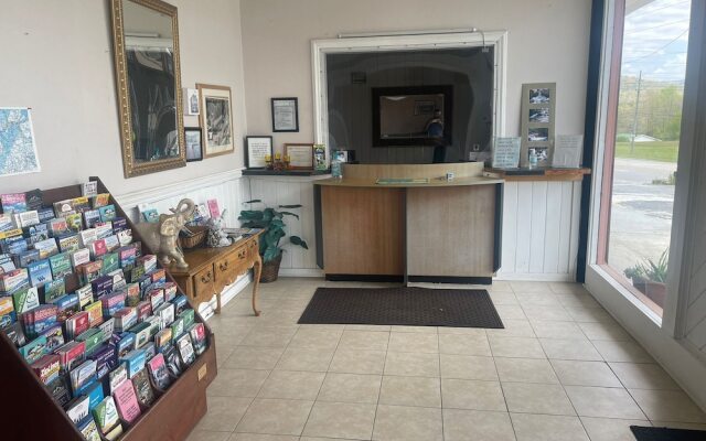 Knights Inn Dillard