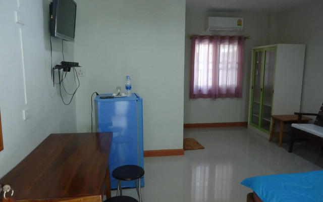 Sorn Waree Home Place