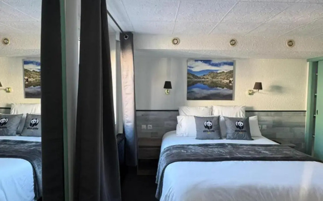 Hotel Panda