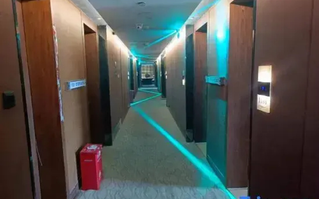 Nanyang Xingpan Wisdom Film & Video Apartment