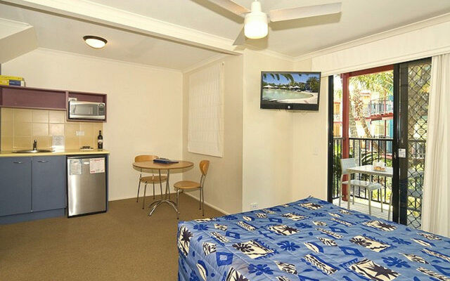 Noosa Lakes Resort