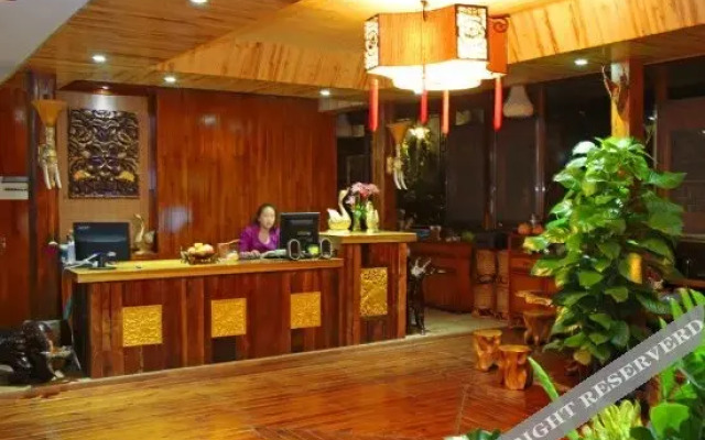 西双版纳金菠萝客栈