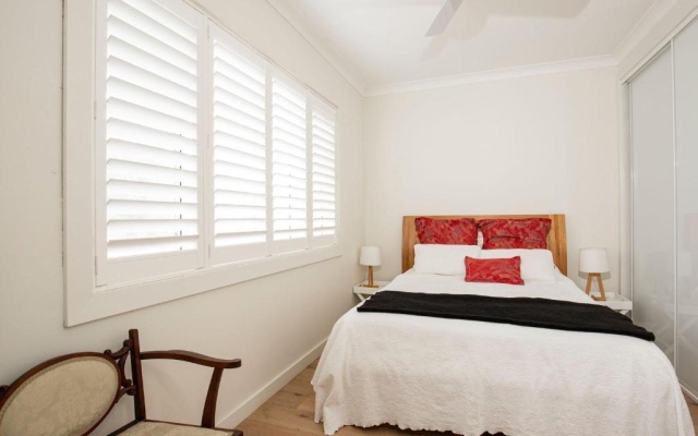 Coast I Pet Friendly I 3 Mins Walk to the Beach – Guest Rooms – Werri Beach