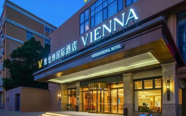 Vienna International Hotel Classic Taizhou Linhai Linghu Scenic — 4-star hotel in Taizhou