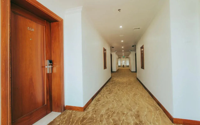 Ha Long New Day Hotel