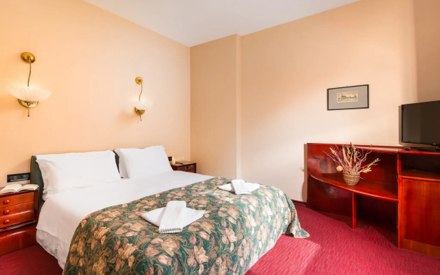 Gloria Palace Hotel
