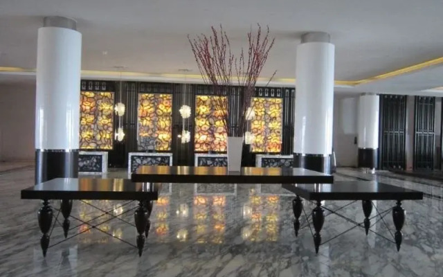 Dreamland Paradise Hotel
