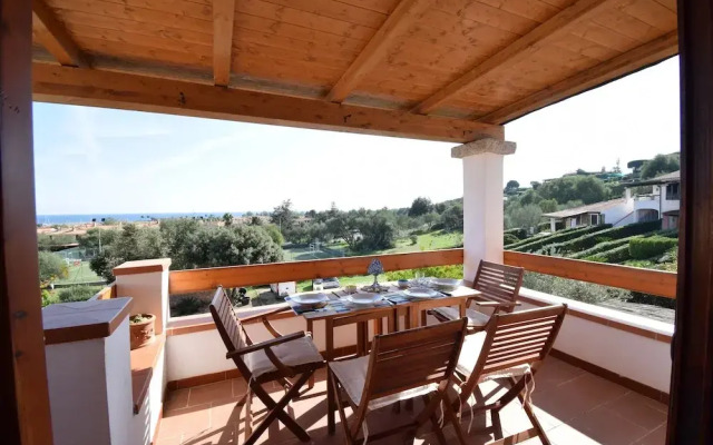 Casa Giardini With View In Budoni