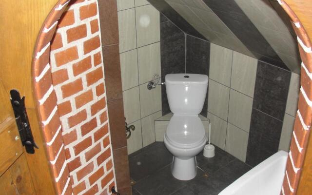 Pokoje i domki Saraceńska Chata