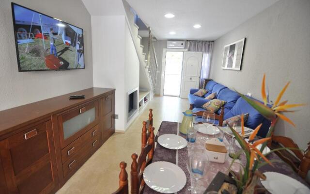 RNET - Port Estrella - 18 Roses Costa Brava