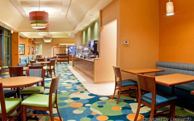 Holiday Inn Express Hotel & Suites Va Beach Oceanfront, an IHG Hotel