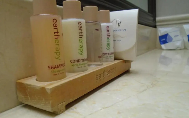 Oxford Palace Hotel And Galleria