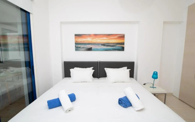 "The Good Times" Apartment