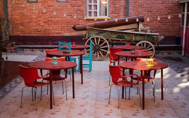 Tonito Hotel