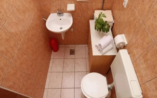 Tomo - 10 m From Beach - A1