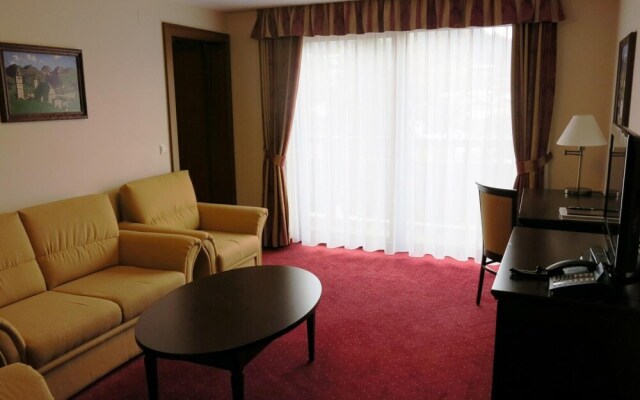 Hotel Zur Burg