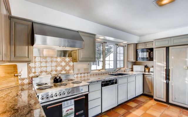 County Road Home 1761