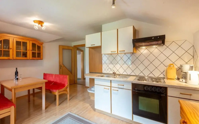 Mountain View Apartment in Strengen near Ski Bus