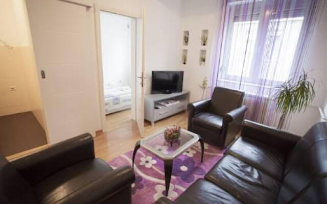 Apartments Grey, Violet i Dream