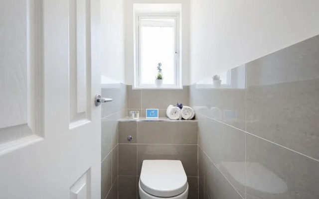 The Chelsea Sandhills Residence - TL19