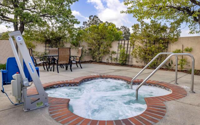 Best Western Plus Thousand Oaks Inn