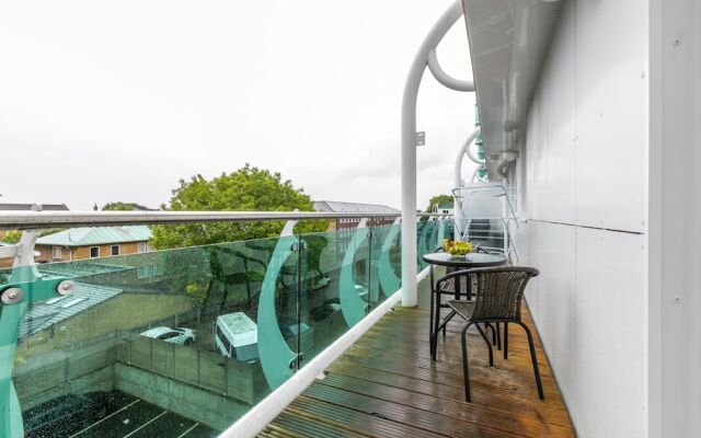Skyvillion Tower Points - Tower Point Lovely apartment in Enfield London
