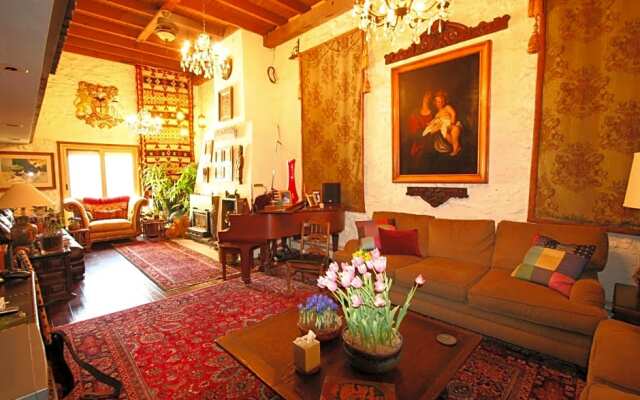 Alpenhof Bed and Breakfast
