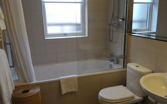 Monarch House Serviced Apartments