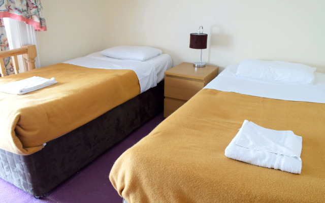 Pembridge Palace Hotel