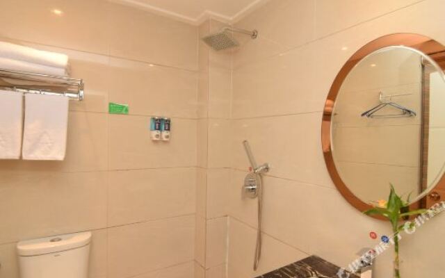 Baiyue Holiday Inn