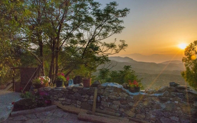 The Old Pomegranate House - Sea View - AC - Wifi - SAT TV