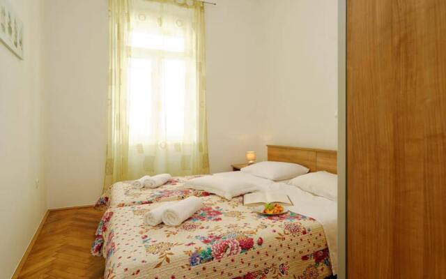 Apartment Eliana
