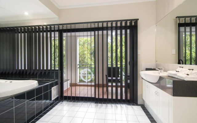 Regal Port Douglas