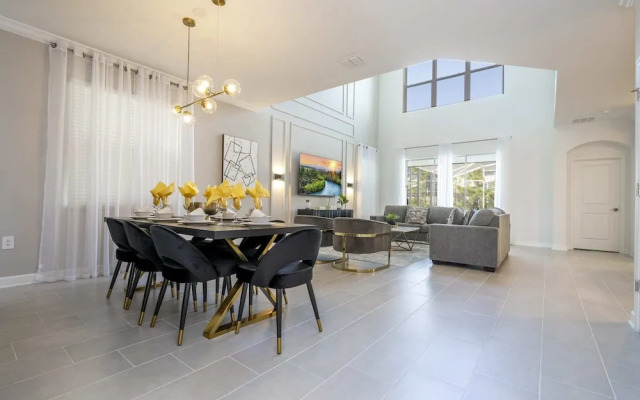 Stunning 5Bd Private Pool & Waterpark @ Champions Gate 8913