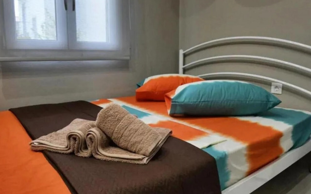 Crystallia Seaside Maisonette by Travelpro Se