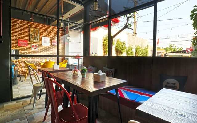 Kamariska Hostel by ZUZU