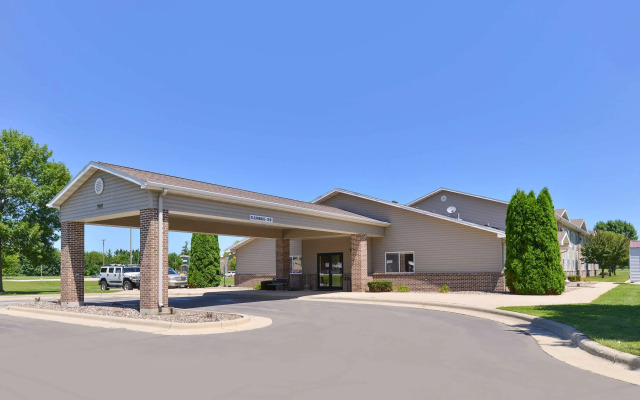 Americas Best Value Inn & Suites Spring Valley