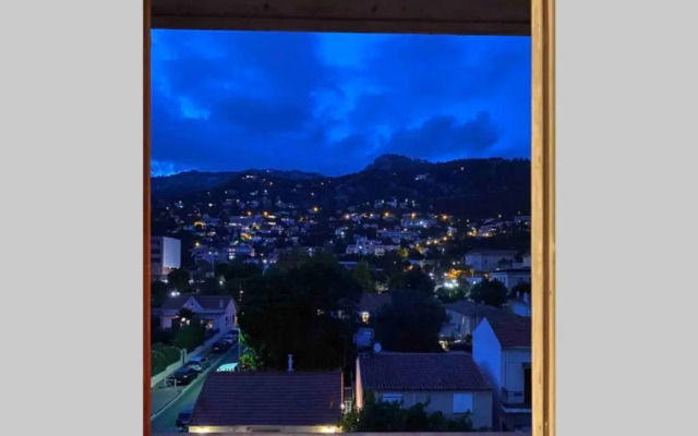 Vue Faron - Appart cosy - Proche Téléphérique/Gare