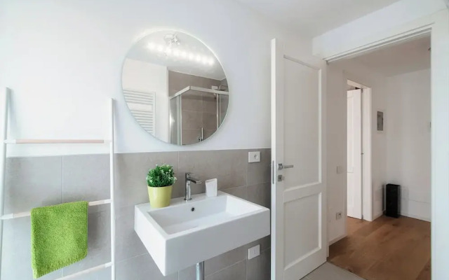 Cozy JOIVY Suite 3 with parking
