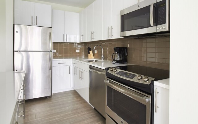 Sunny Lower Allston Suites by Sonder