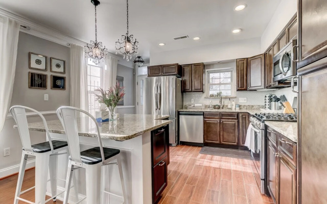 Luxury Home Steps From Convcenter&stadiums&harbor