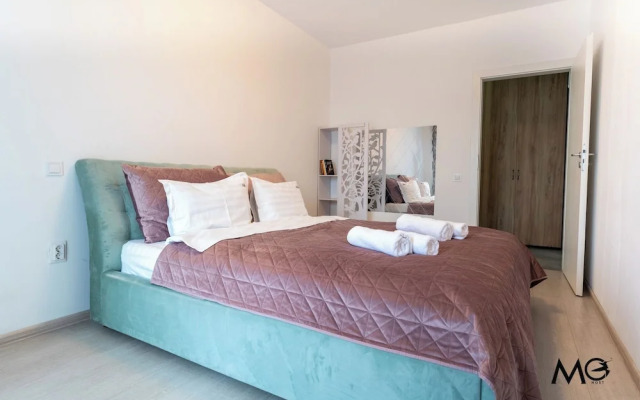 MoHost Dynamic - Modern 2BR Apartment