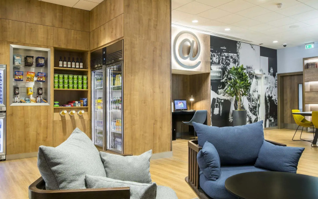 Courtyard by Marriott Edinburgh West