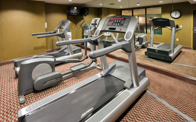 Holiday Inn Express Hotel & Suites Birmingham - Inverness by IHG