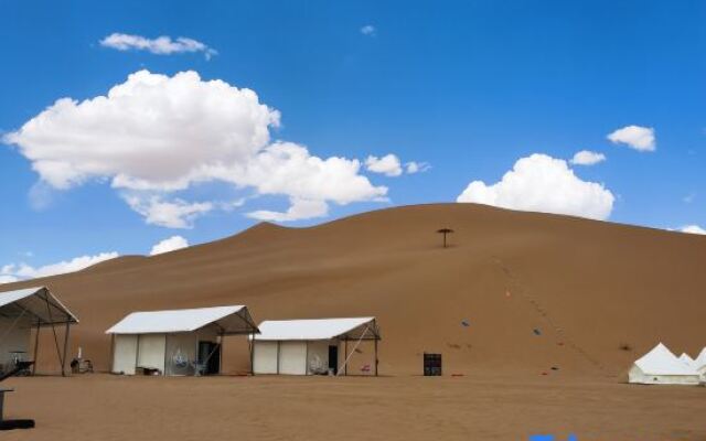 Zhongwei Moshang Fanxing Desert Star Watching Homestay