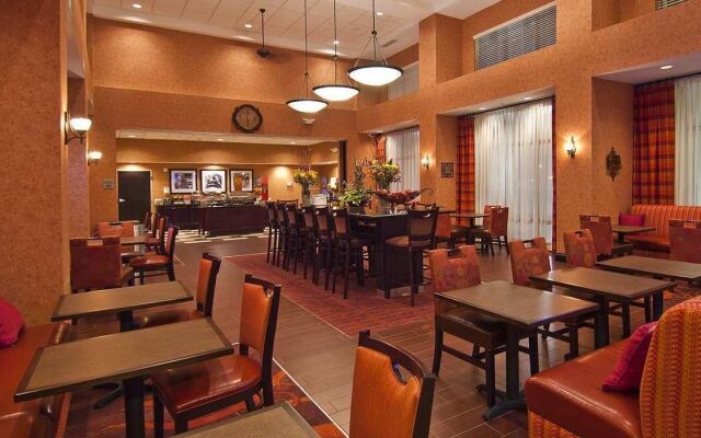 Hampton Inn & Suites Elk City