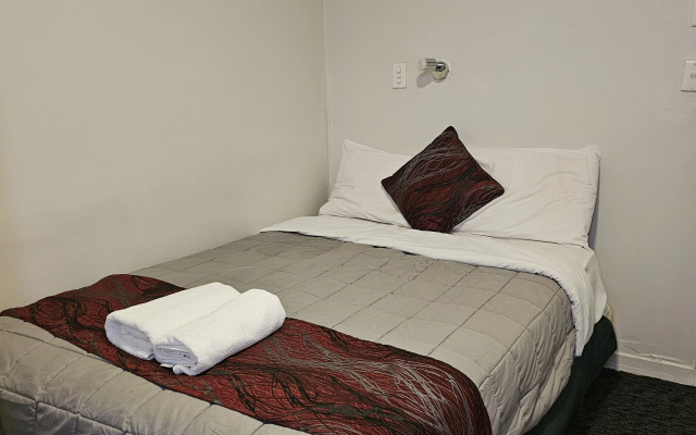 Halswell Lodge - Motel – Guest Rooms – Wellington