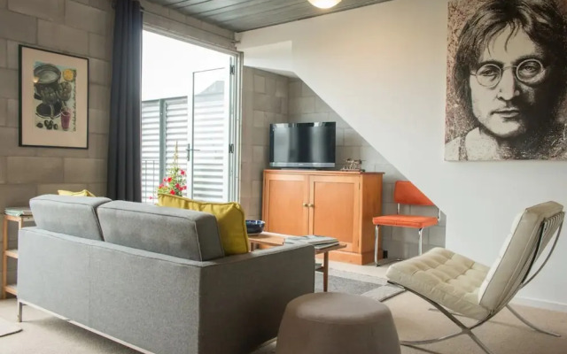 Sunny 3 Bedroom Townhouse Central With Park Views