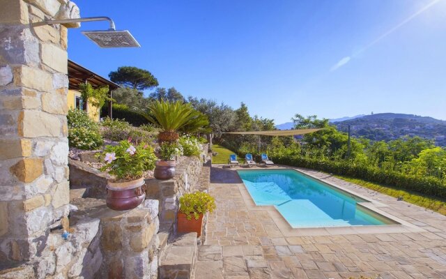 Villa dei Galli in Sant Agata sui Due Golfi